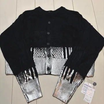 4L GEV.S 택 포함 새상품 니트 가디건 빅 사이즈 블랙 실버