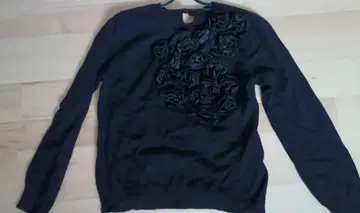 제니퍼 레오나르디 블랙 캐시미어 긴팔 스웨터 꽃 모티브