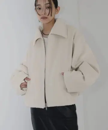 hellam 페이크 비버 숏 기장 W 지퍼 블루종