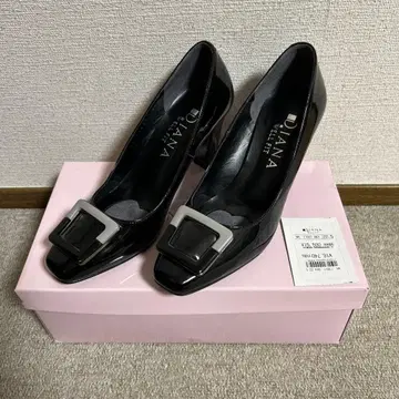 [ 새상품 ] DIANA 블랙 펌프스 금장 장식 22.5cm