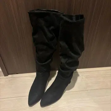 Chico 롱 슬라우치 부츠