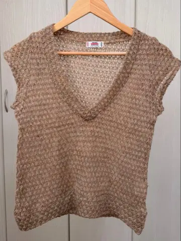 시스루 니트 베스트 베이지 아크릴 40% 나일론 30% 양모 30%