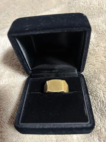 골드 육각형 반지