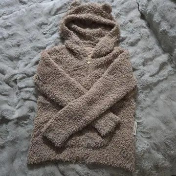 베이지 후드 부착 룸웨어 세트