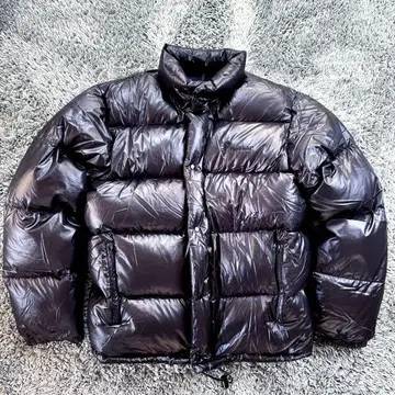 새상품급 펜필드 두툼한 다운 자켓 볼륨 로고 자수 L 블랙