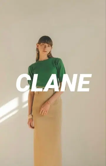 BACK OPEN HALF SLEEVE COMPACT KNIT TOPS