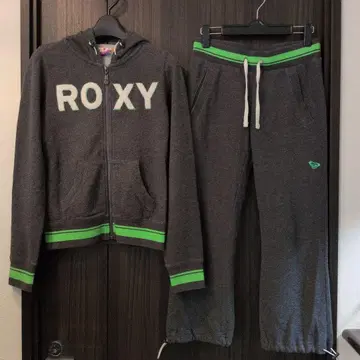 ROXY 후드 부착 후드티 셋업