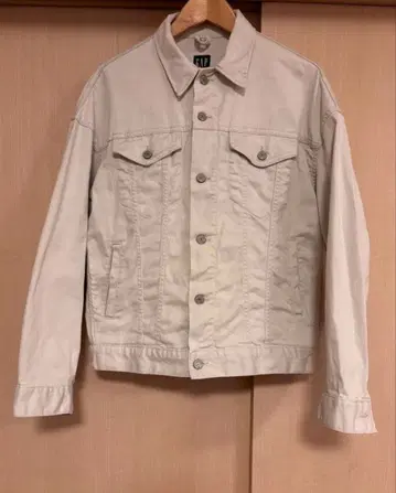 GAP 화이트 데님 자켓