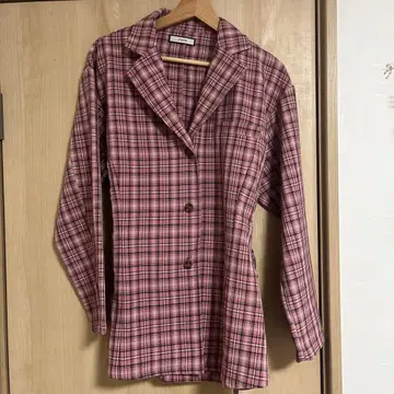 jouetie 핑크 계열 체크 테일러드 자켓