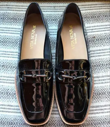 일본제 천연 가죽 VITA NOVA 에나멜 가죽 로퍼