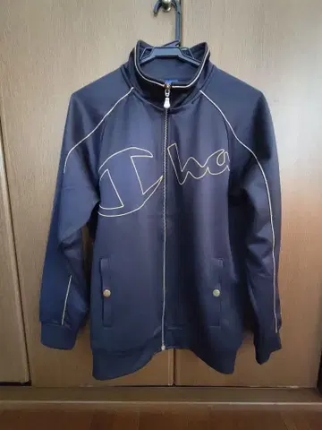 Champion 블랙 집업 저지 S