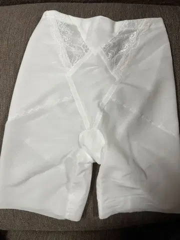 화이트 바디쉐이퍼 S 사이즈 레이스 포함