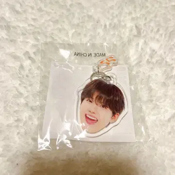 treasure 준규 얼굴 아크릴 키링