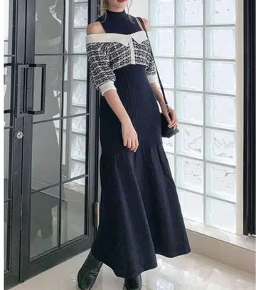 dazzlin 네이비 니트 원피스 오프숄더