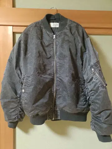 NIKO AND. . . 데미지 가공 아우터 다크 그레이