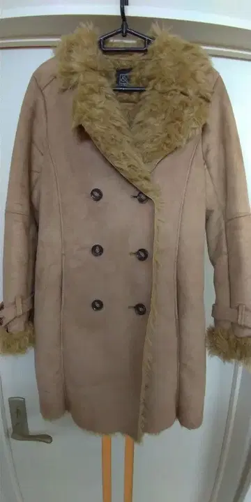 by P&D 무스탕 코트 38 베이지