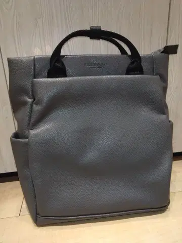 [ 미사용 ] BLUE SINCERE 가죽 백팩 다크 그레이