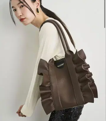 시어터 프로덕츠 프릴 백