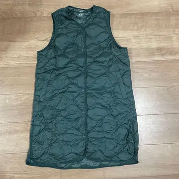 유니클로 울트라 라이트 다운 롱 베스트 L