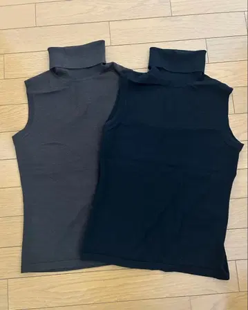 언타이틀 터틀넥 슬리브리스 니트 블랙 브라운