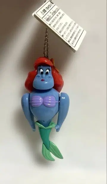 도쿄디즈니씨 알라딘 아리엘 지니 키링 인어공주