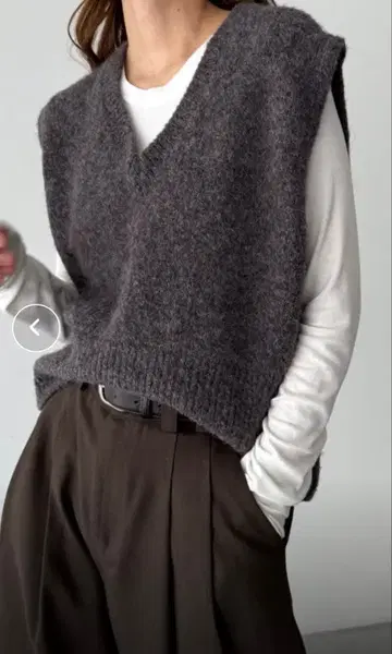 Elmar 캐널진 니트 베스트