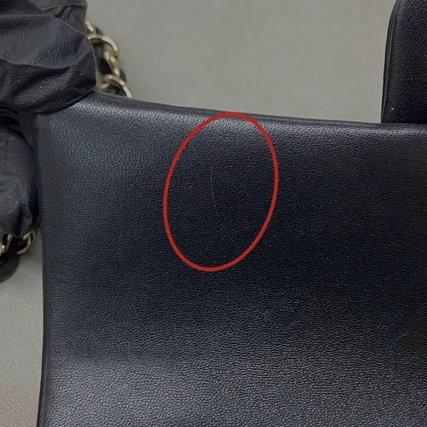 샤넬 A69900 뉴미니 블랙 램스킨 사진 3