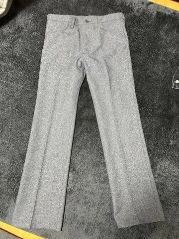 Wrangler 그레이 슬랙스 34 x 32