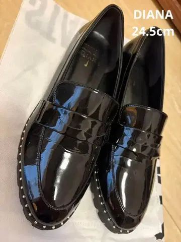 다이애나 에나멜 로퍼 올웨더 블랙 24.5cm