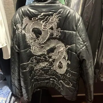 카라쿠리타마시 다운 자켓 L