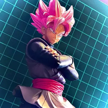 [드래곤볼 피규어] 장미색으로 물드는 초사이어인 오공 블랙 [프라이스]