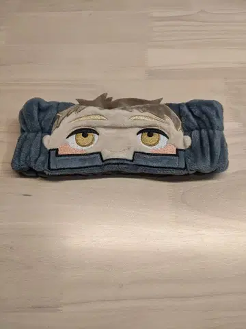 던전밥 헤어밴드 라이오스 콜라보