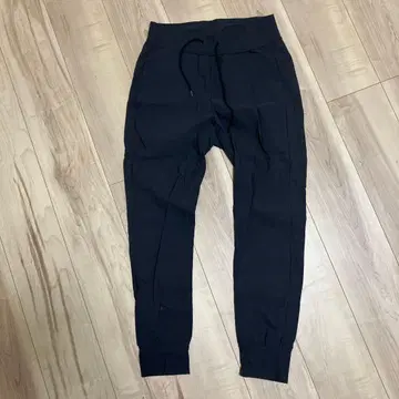 어태치먼트 Vi/Ny 하이파워 스트레치 크로스 조거 AP01-222