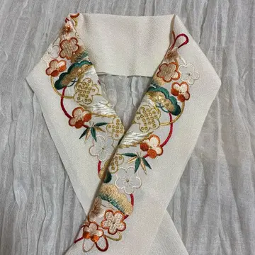 장식용 깃 학 소나무 대나무 매화 자수