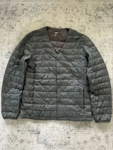 유니클로 울트라 라이트 다운 그레이