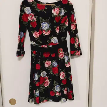 M's Gracy 꽃무늬 긴팔 원피스 M 사이즈 클리닝 완료