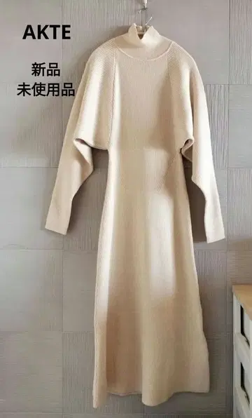 AKTE 돌먼 슬리브 니트 원피스