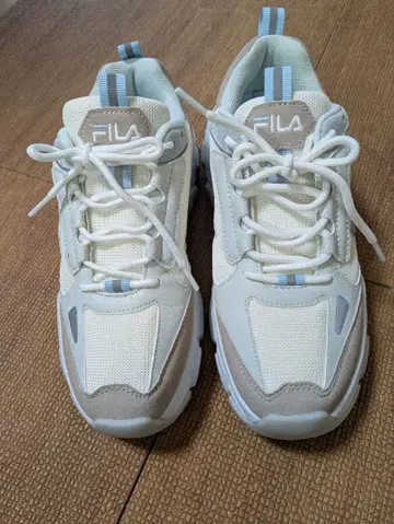 FILA 인피니토 스니커즈 화이트/베이지/블루