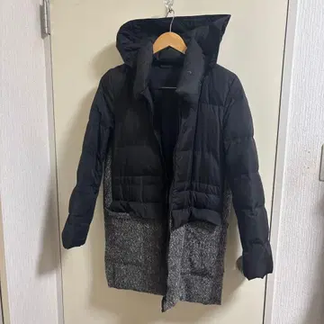 후드 부착 다운 자켓 블랙/그레이