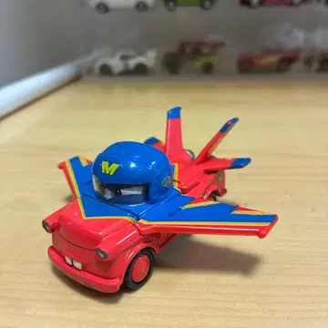 카즈 토미카 메이터 호크 타입