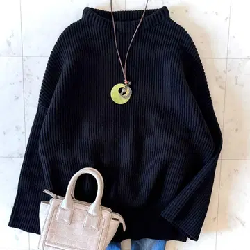 새상품급 두지엠 클라세 울 캐시미어 보틀넥 꽈배기 풀오버 블랙