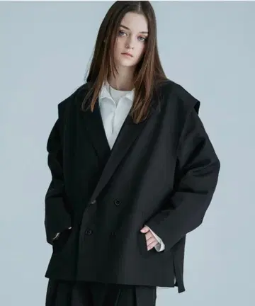 [ 완판템 ] SOCCE 페이크 레이어드 더블 테일러드 자켓 L