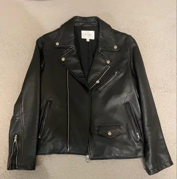 BEAUTY & YOUTH 블랙 가죽 자켓 S 사이즈