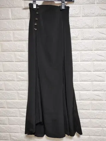 23시 59분까지 릴리 브라운 LWFS221250 머메이드 스커트