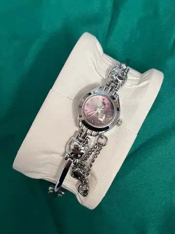 헬로키티 쿼츠 손목시계