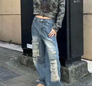 데미지 배기 데님 팬츠 KSG19204