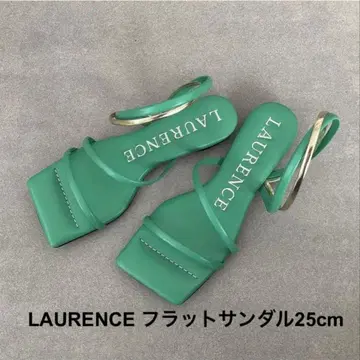 [미사용 새상품 로] 스트랩 플랫 샌들 (25cm)