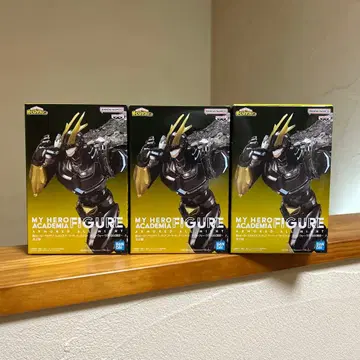 나의 히어로 아카데미아 아머드 올마이트 피규어 세트