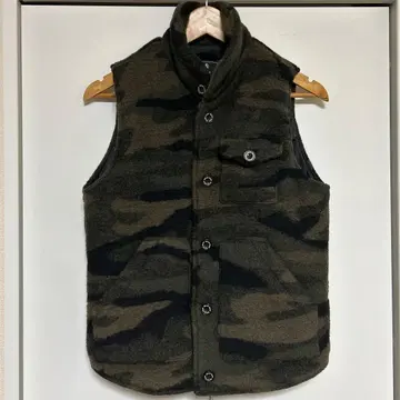 BEAMS 카모플라쥬 다운 베스트