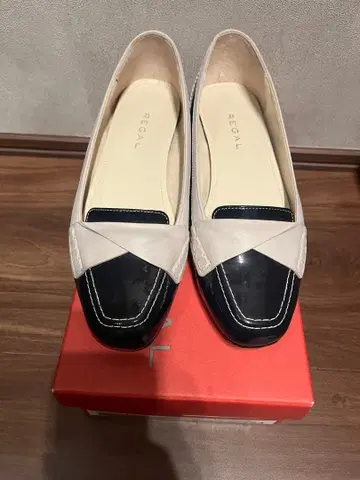 리걸 플랫 펌프스 플랫슈즈